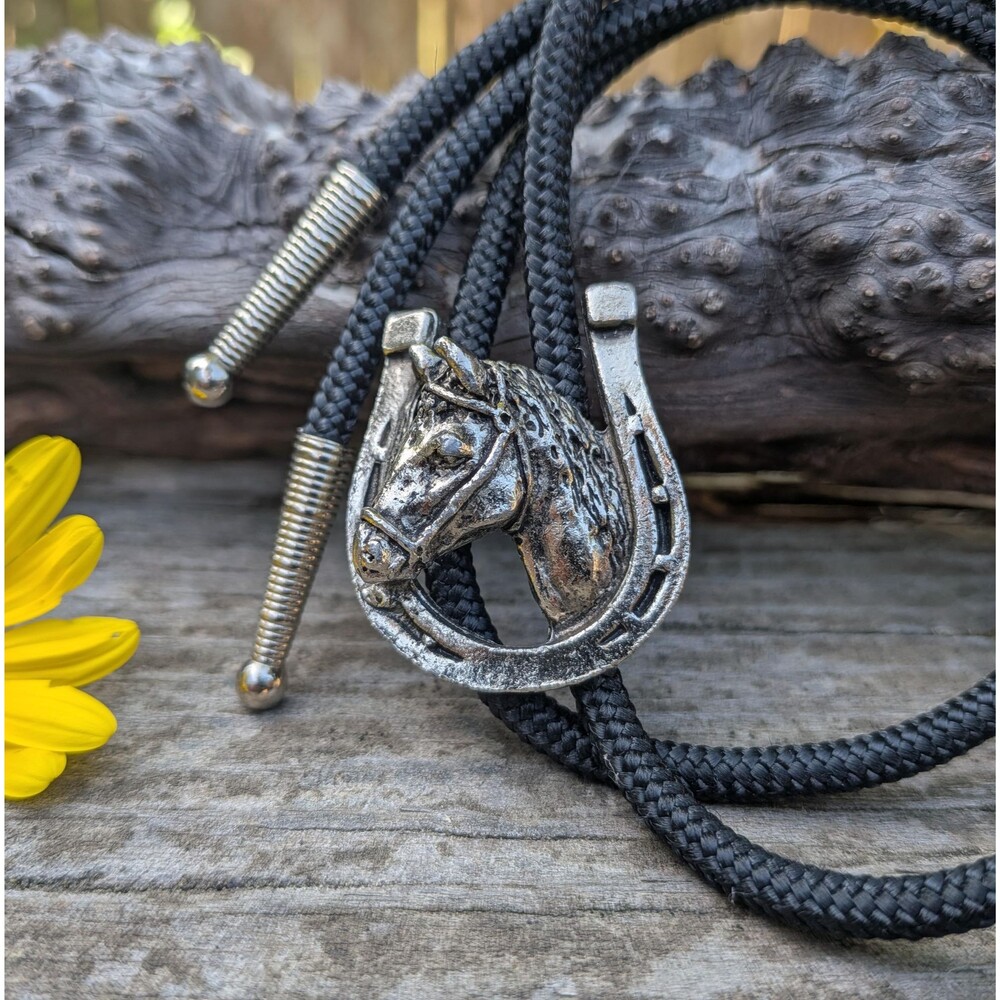Vintage Western Style Horse Head Bolo Tie